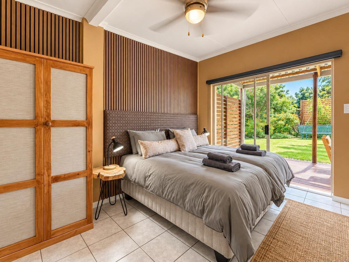 Bedroom with sliding door to the terrace